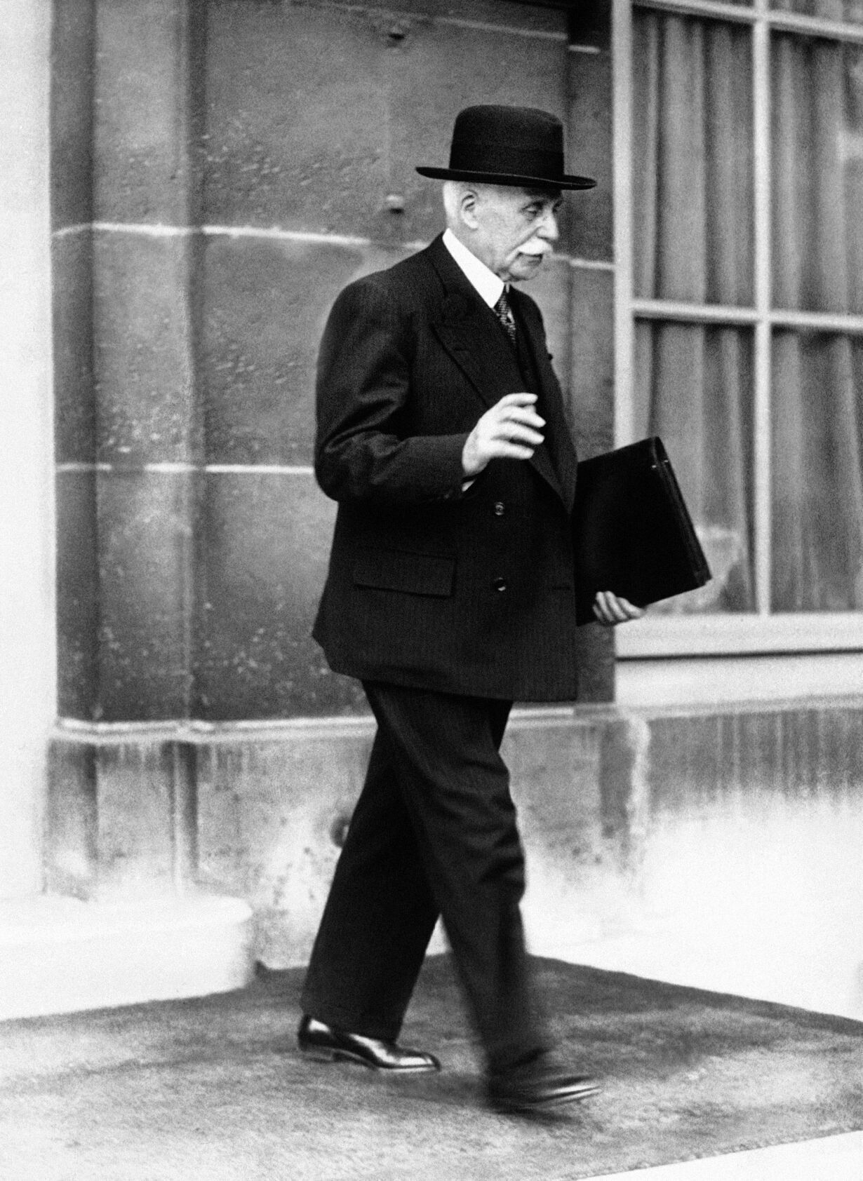 1945: Henri Petain